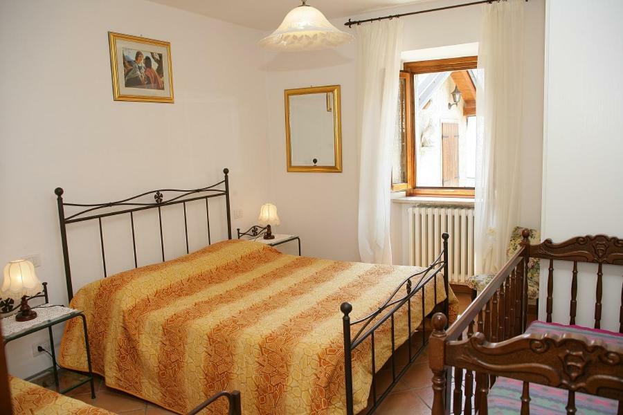 Appartamenti Serena - Nonna Agnese Gargnano Luaran gambar
